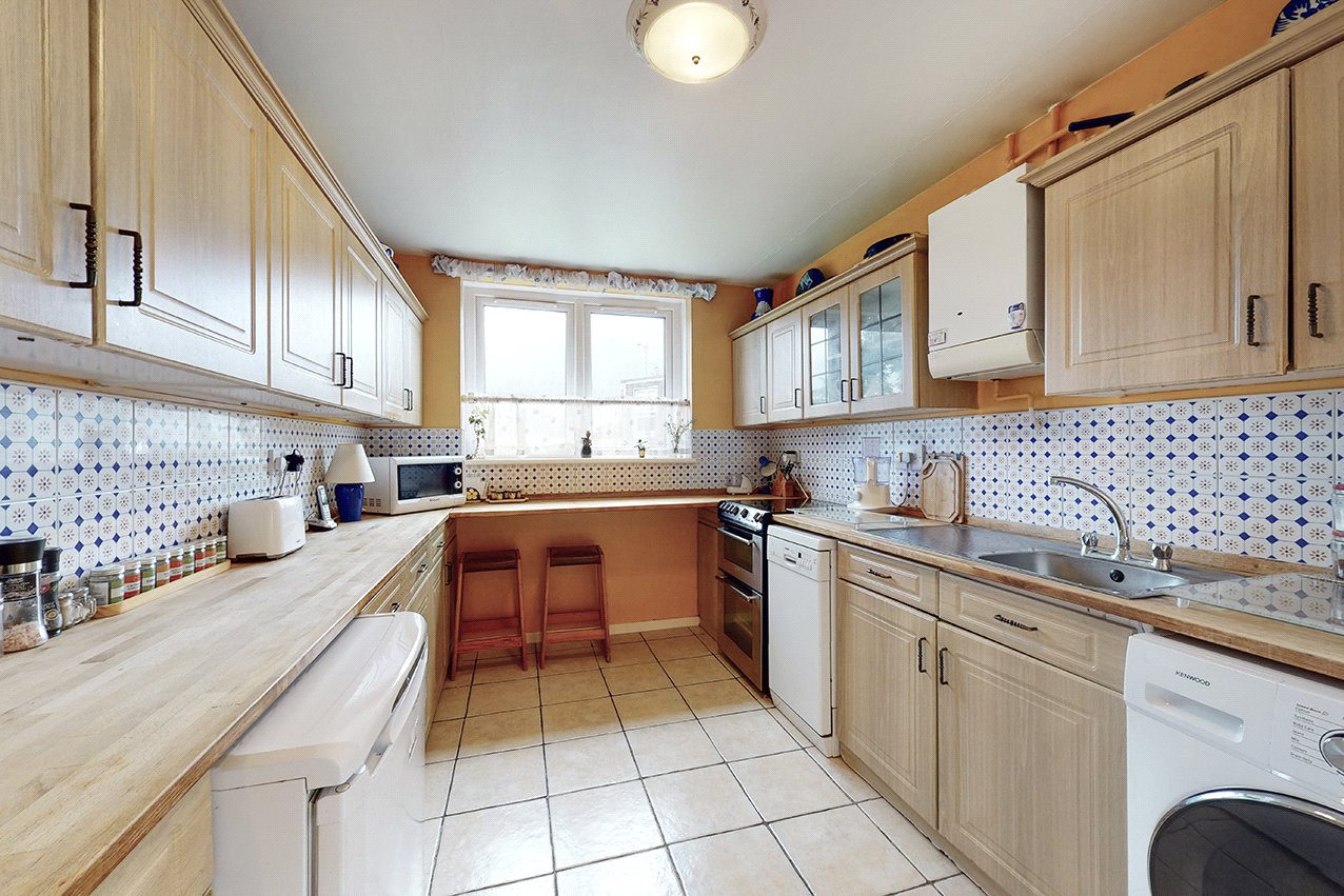 4 bed duplex for sale in Rusper Close, Stanmore 2