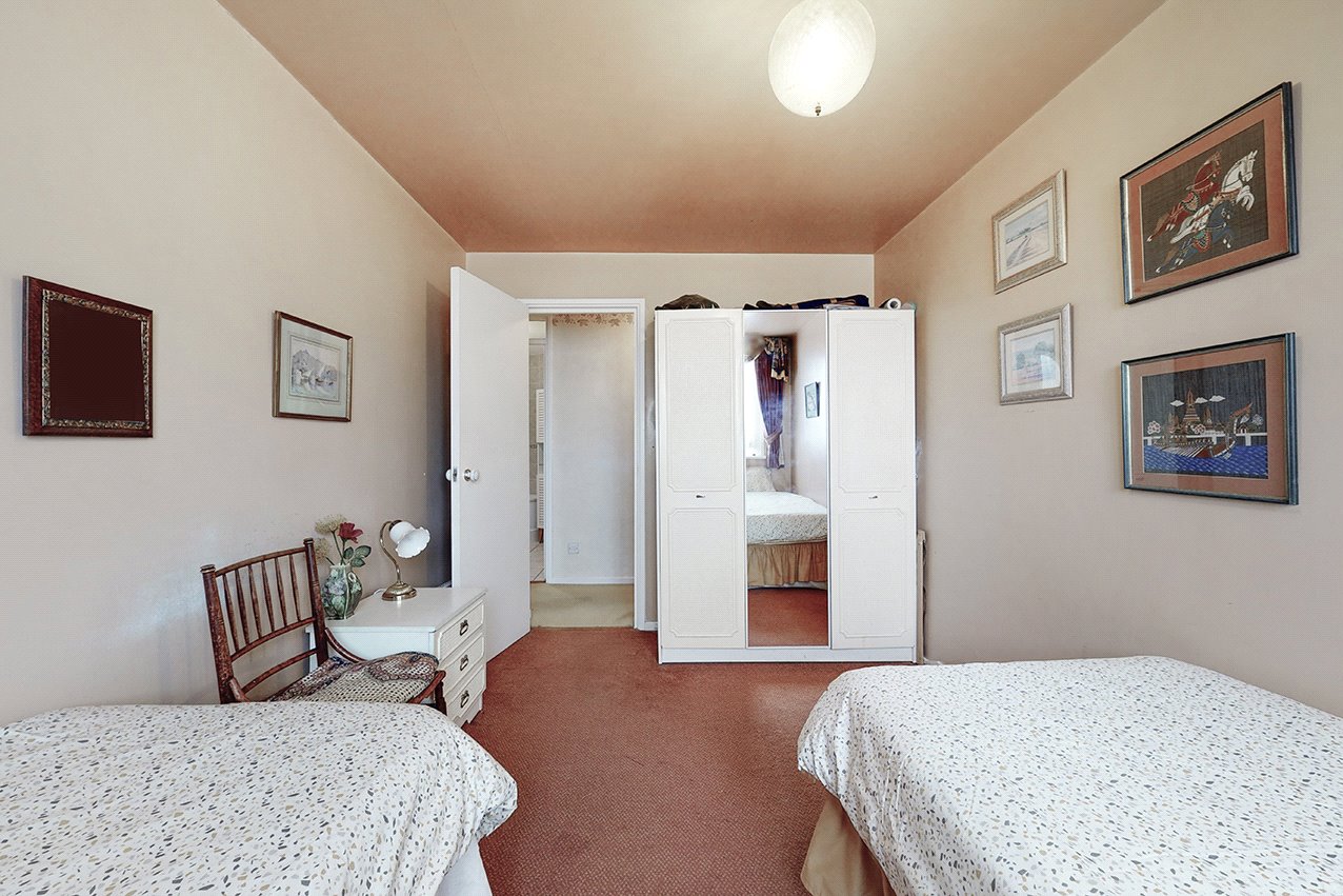 4 bed duplex for sale in Rusper Close, Stanmore 9