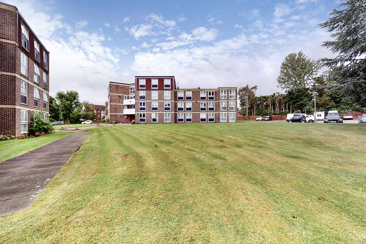 4 bed duplex for sale in Rusper Close, Stanmore 16