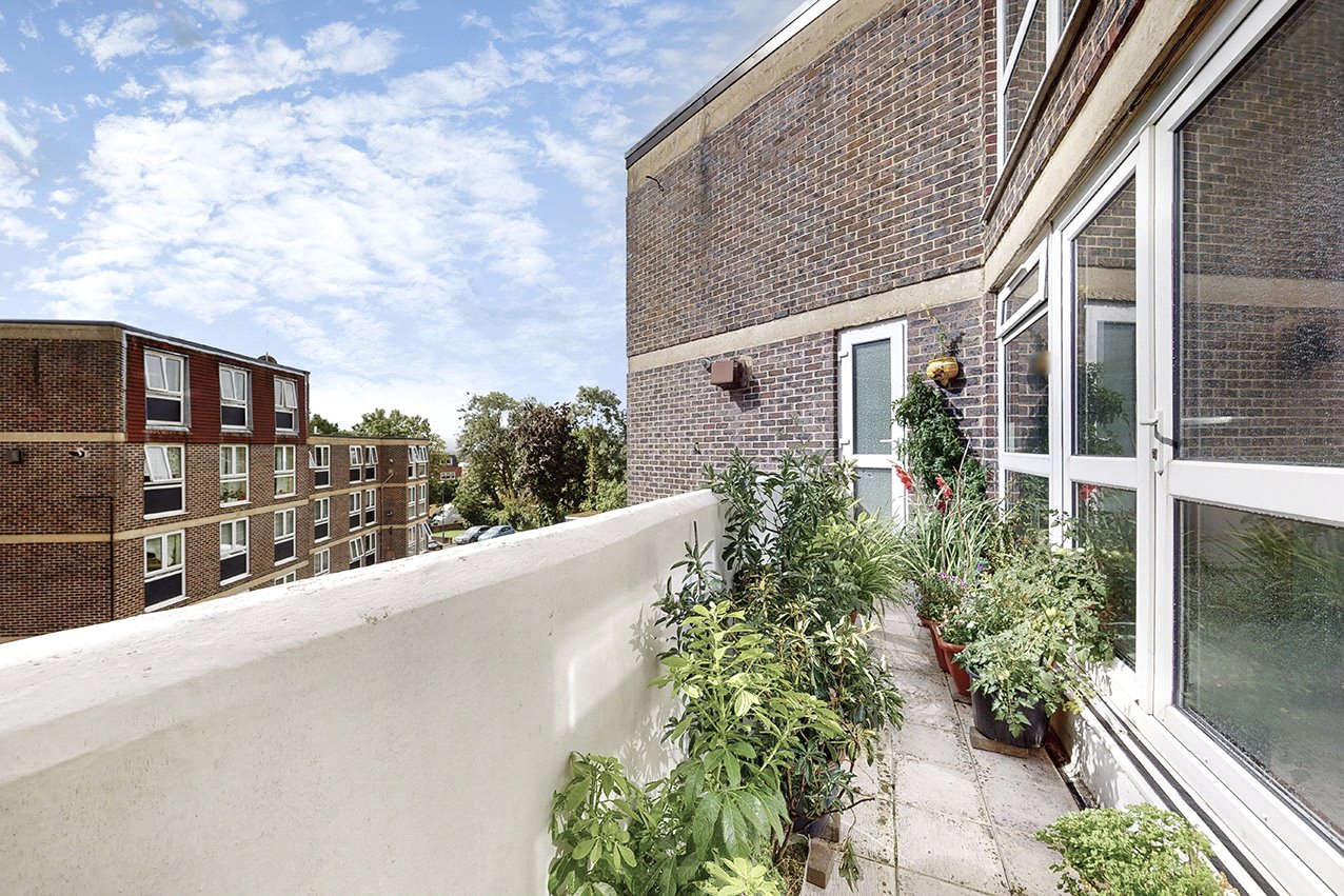 4 bed duplex for sale in Rusper Close, Stanmore 17