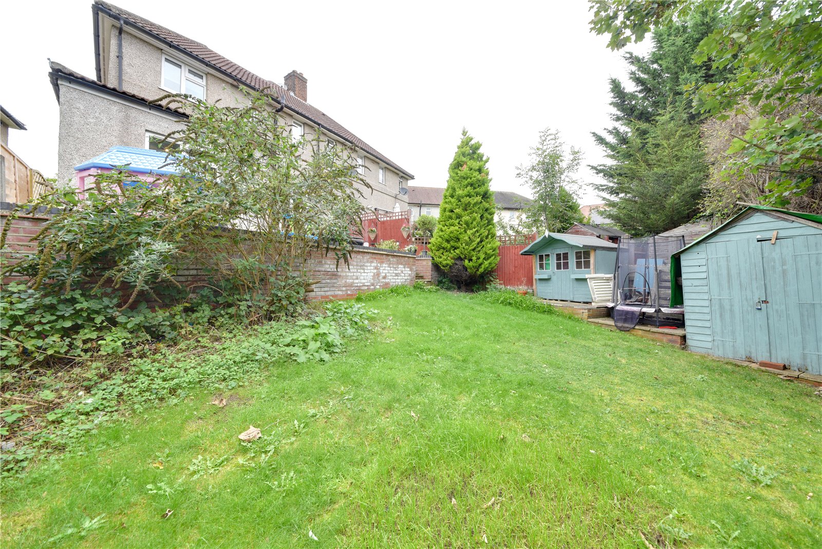 3 bed semi-detached house for sale in Well Approach, Barnet 3