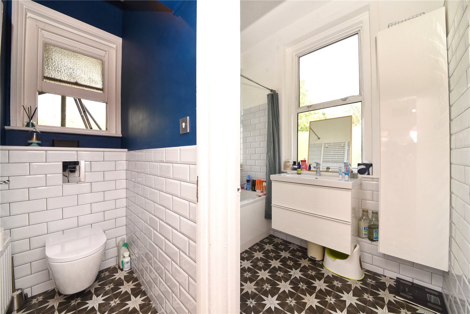 2 bed duplex for sale in Archway Road, Highgate 3