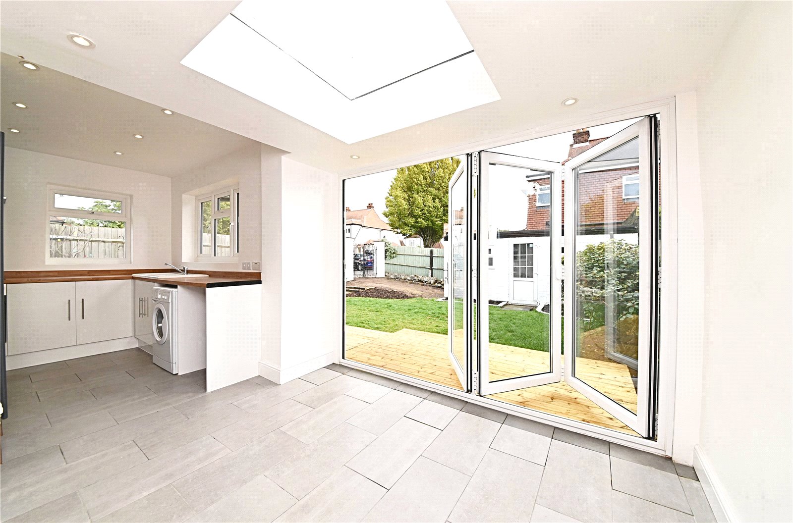 3 bed semi-detached house for sale in Cowper Road, Southgate 2