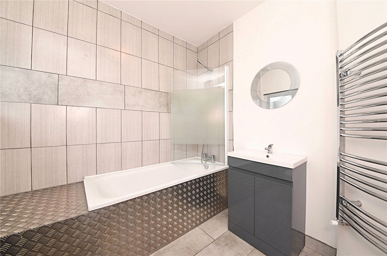 3 bed semi-detached house for sale in Cowper Road, Southgate 4