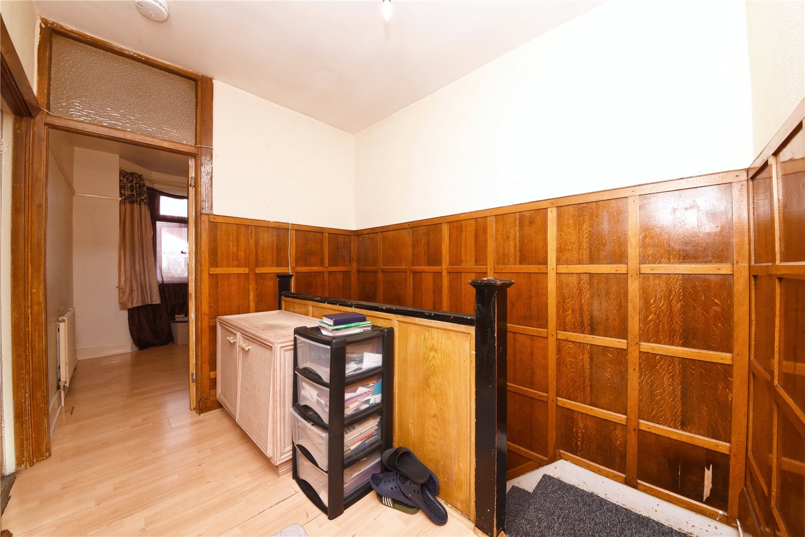 3 bed terraced house for sale in Winchmore Hill 4