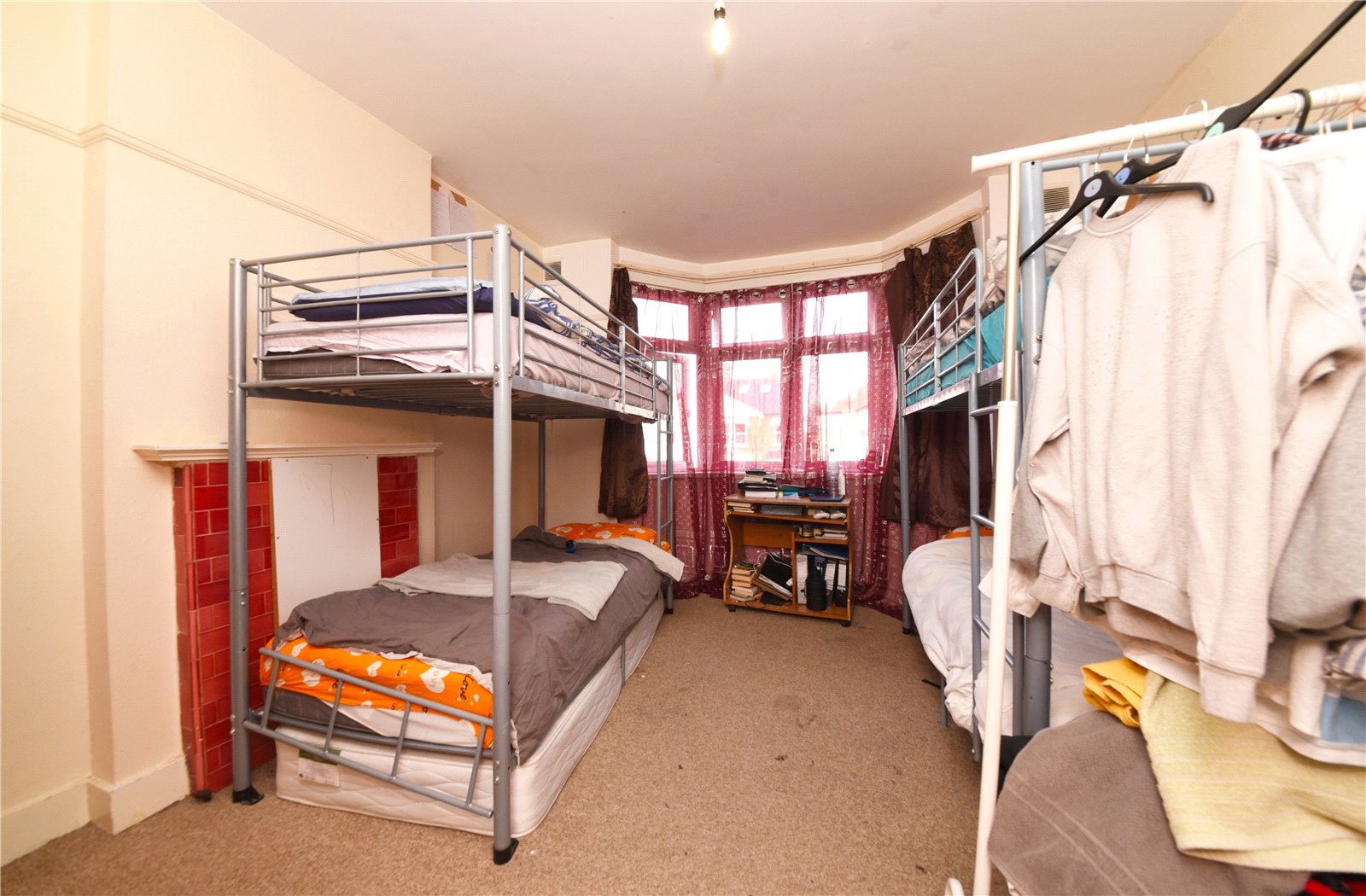 3 bed terraced house for sale in Winchmore Hill 7