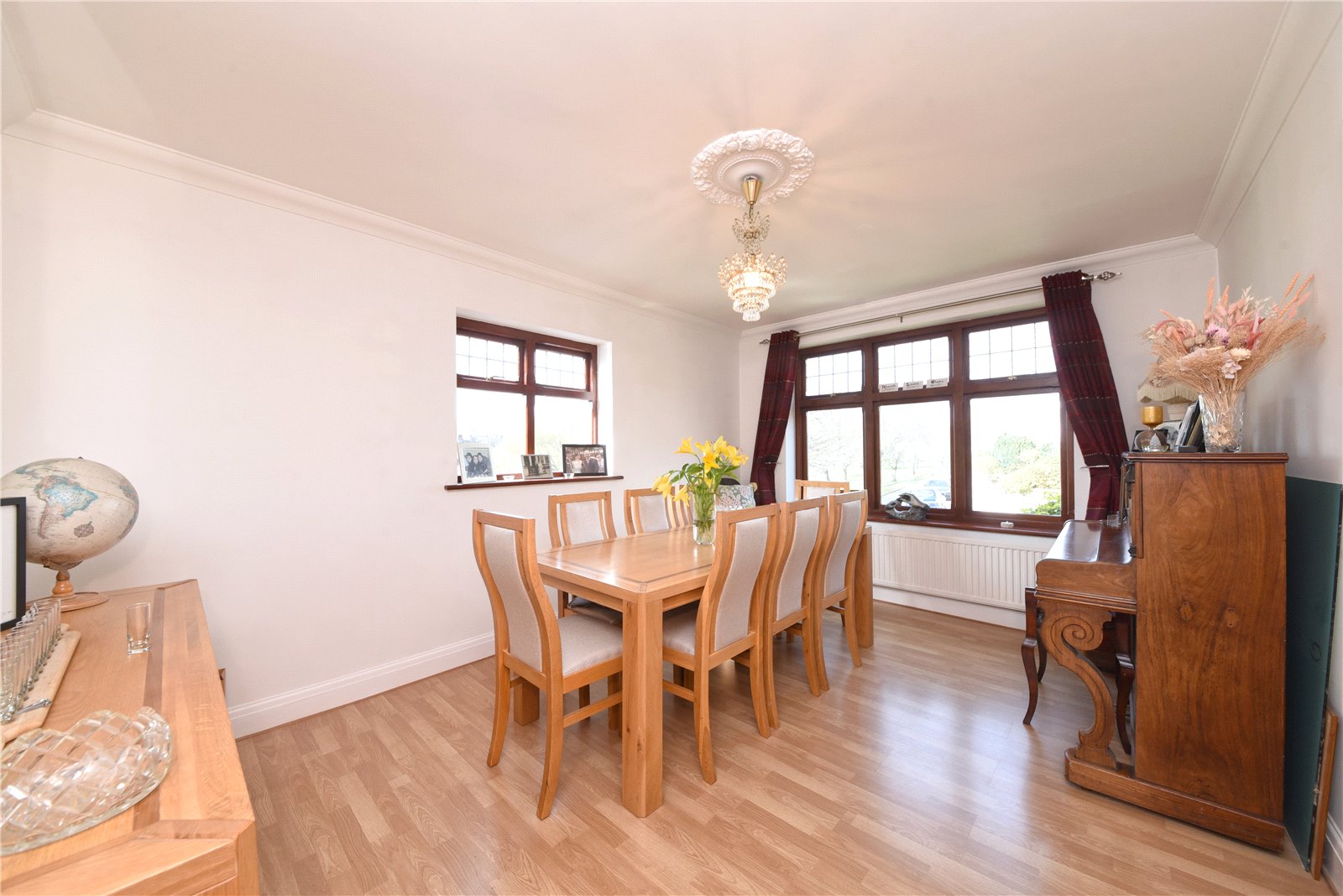 5 bed semi-detached house for sale in Uplands Road, East Barnet 4