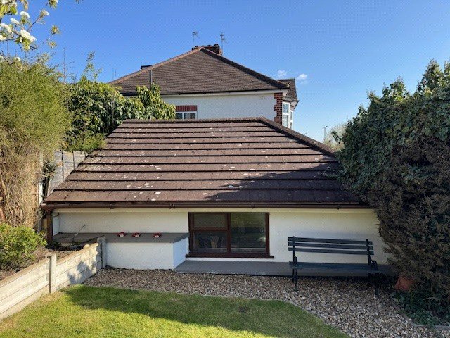 5 bed semi-detached house for sale in Uplands Road, East Barnet 17