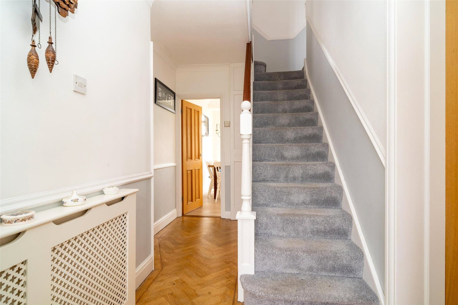 5 bed semi-detached house for sale in Uplands Road, East Barnet 1