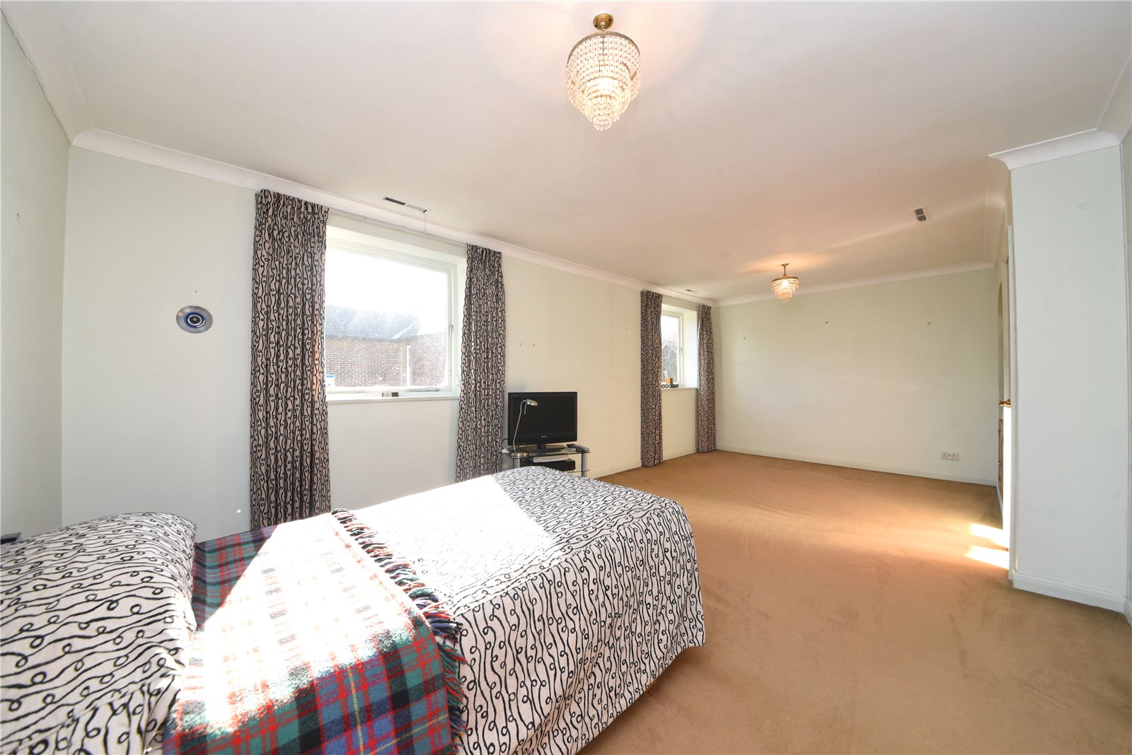 2 bed semi-detached house for sale in Badgers Croft, Totteridge Village 5