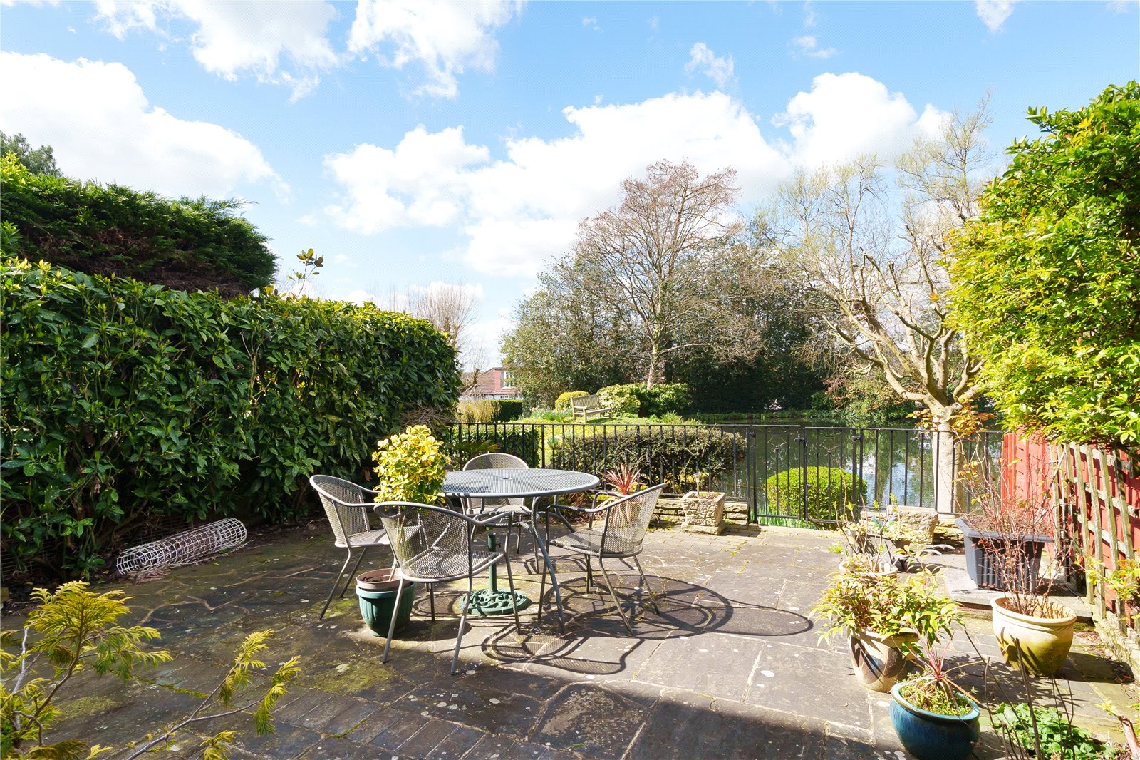 3 bed terraced house for sale in Baxendale, Whetstone 4