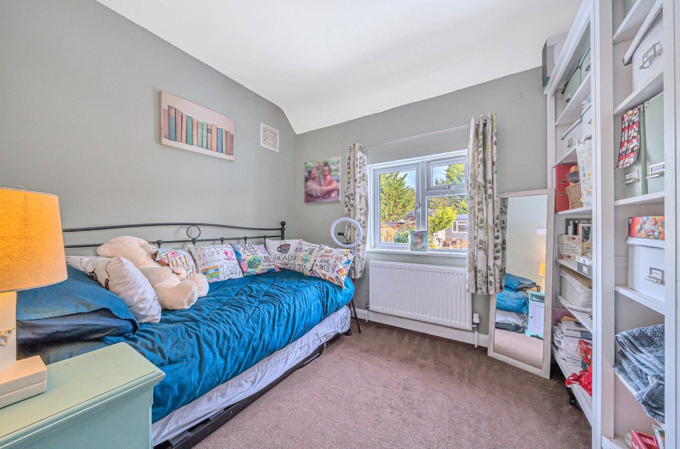 3 bed semi-detached house for sale in Primrose Hill, Kings Langley 13
