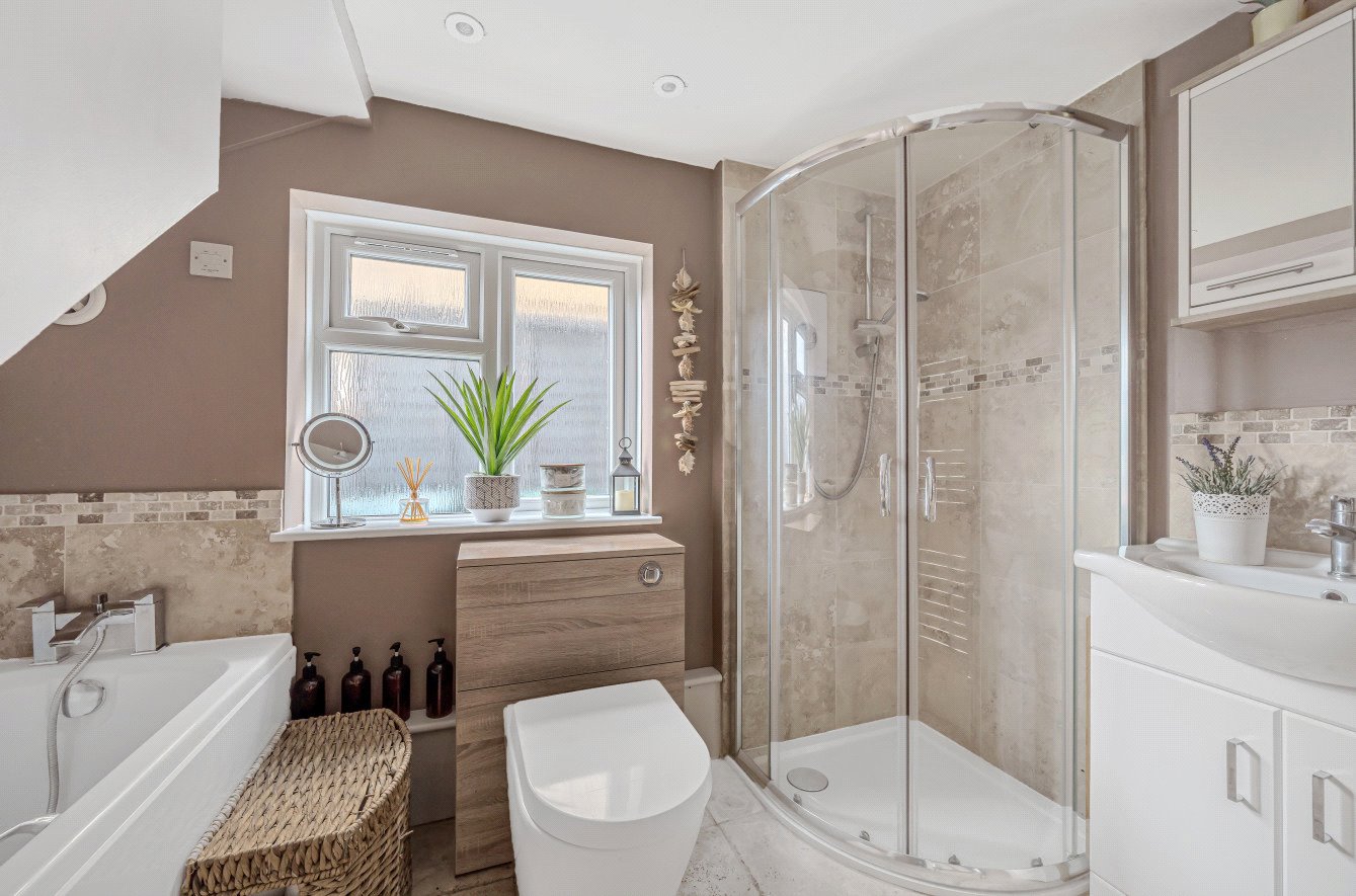 3 bed semi-detached house for sale in Primrose Hill, Kings Langley 3