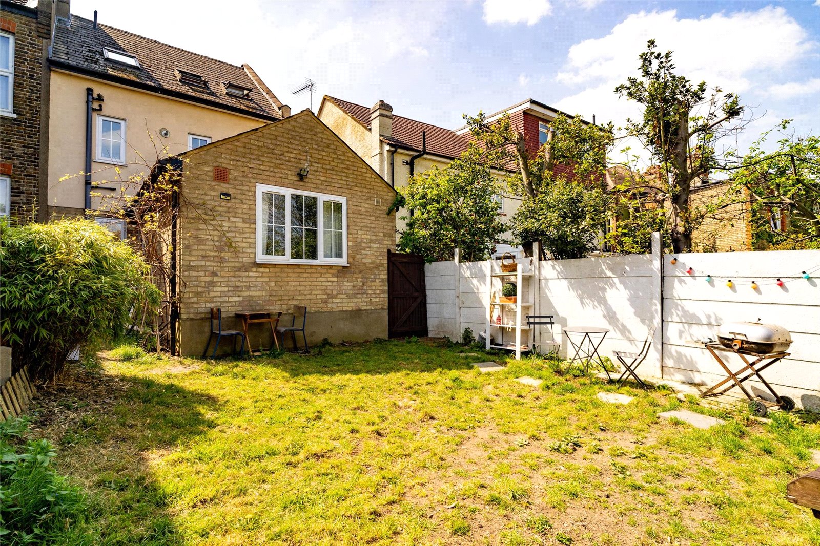 2 bed ground floor flat for sale in Oakleigh Road South, New Southgate  - Property Image 11