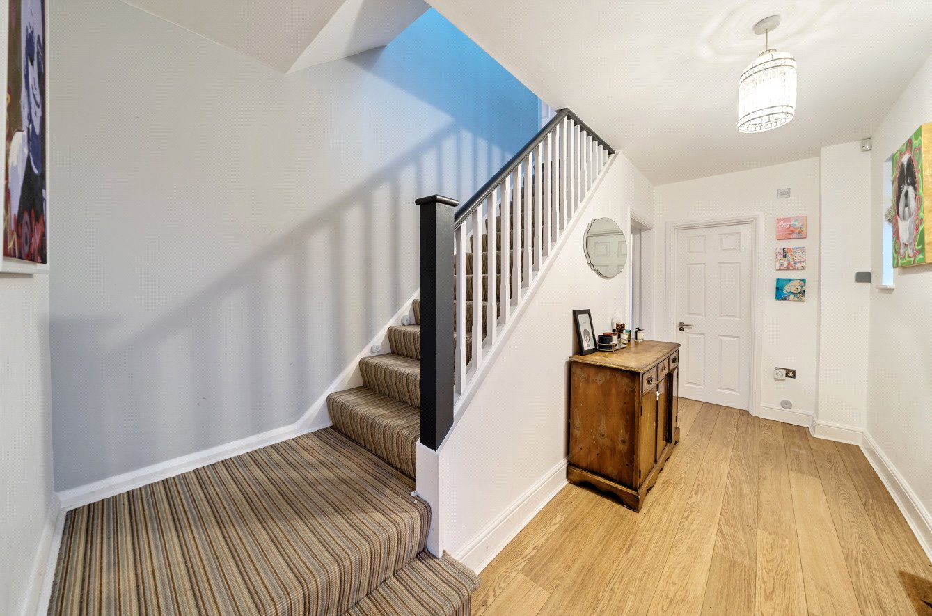 3 bed detached house for sale in Harcourt Road, Bushey 3