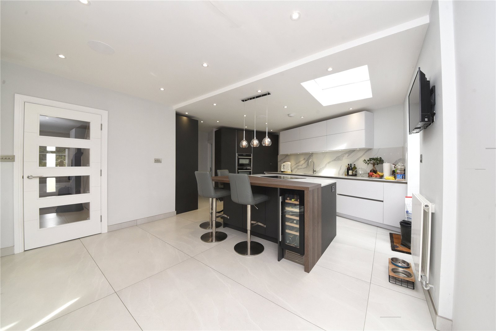 4 bed semi-detached house for sale in Hampstead Garden Suburb 12