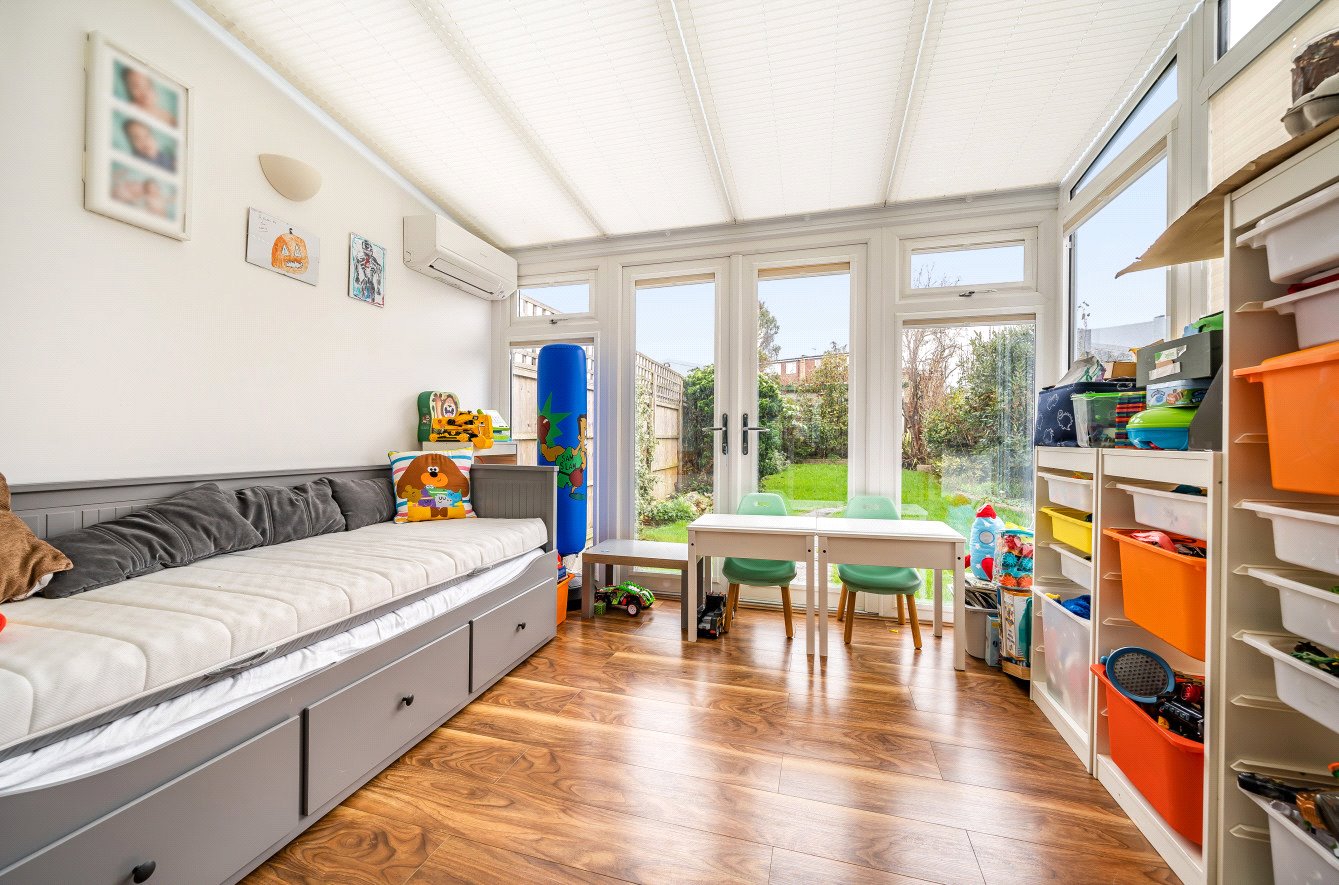 3 bed terraced house for sale in Brunswick Grove, New Southgate 4