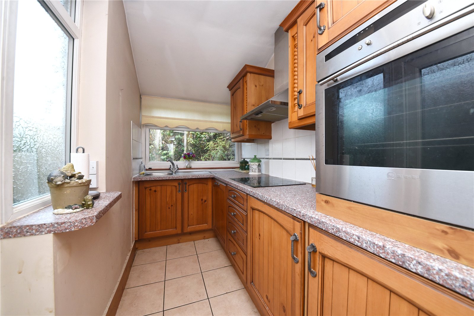 4 bed terraced house for sale in Winchmore Hill 1