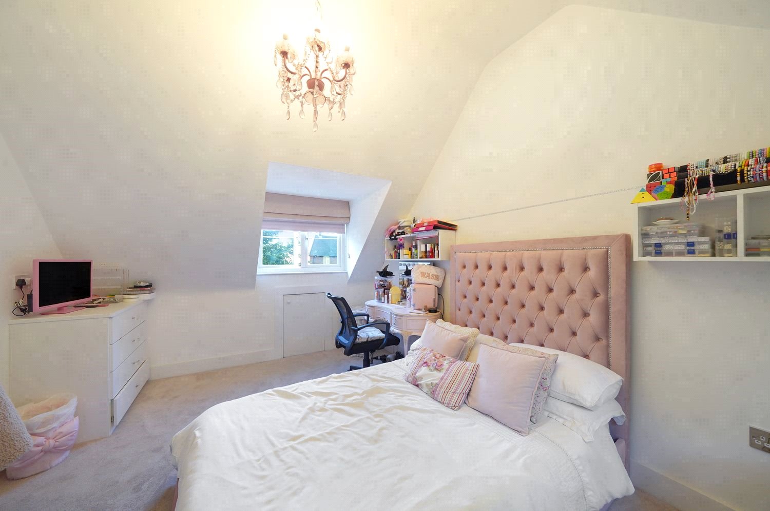 5 bed detached house for sale in Harcourt Road, Bushey 17