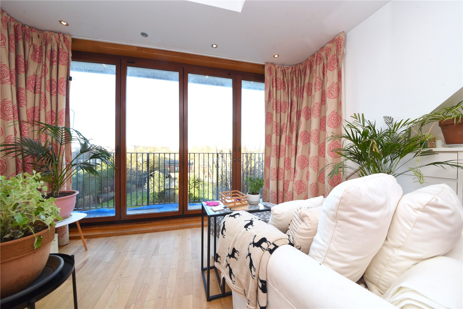 4 bed semi-detached house for sale in Orchard Avenue, Whetstone 6