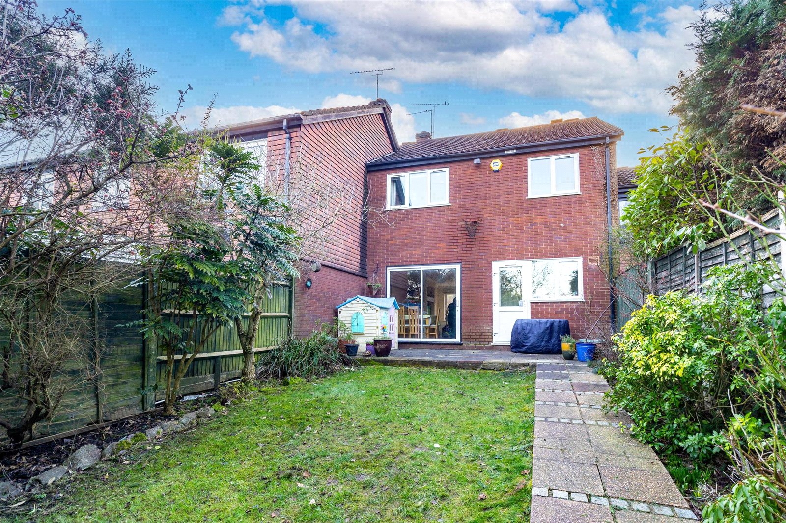 3 bed terraced house for sale in Nash Close, Elstree 8