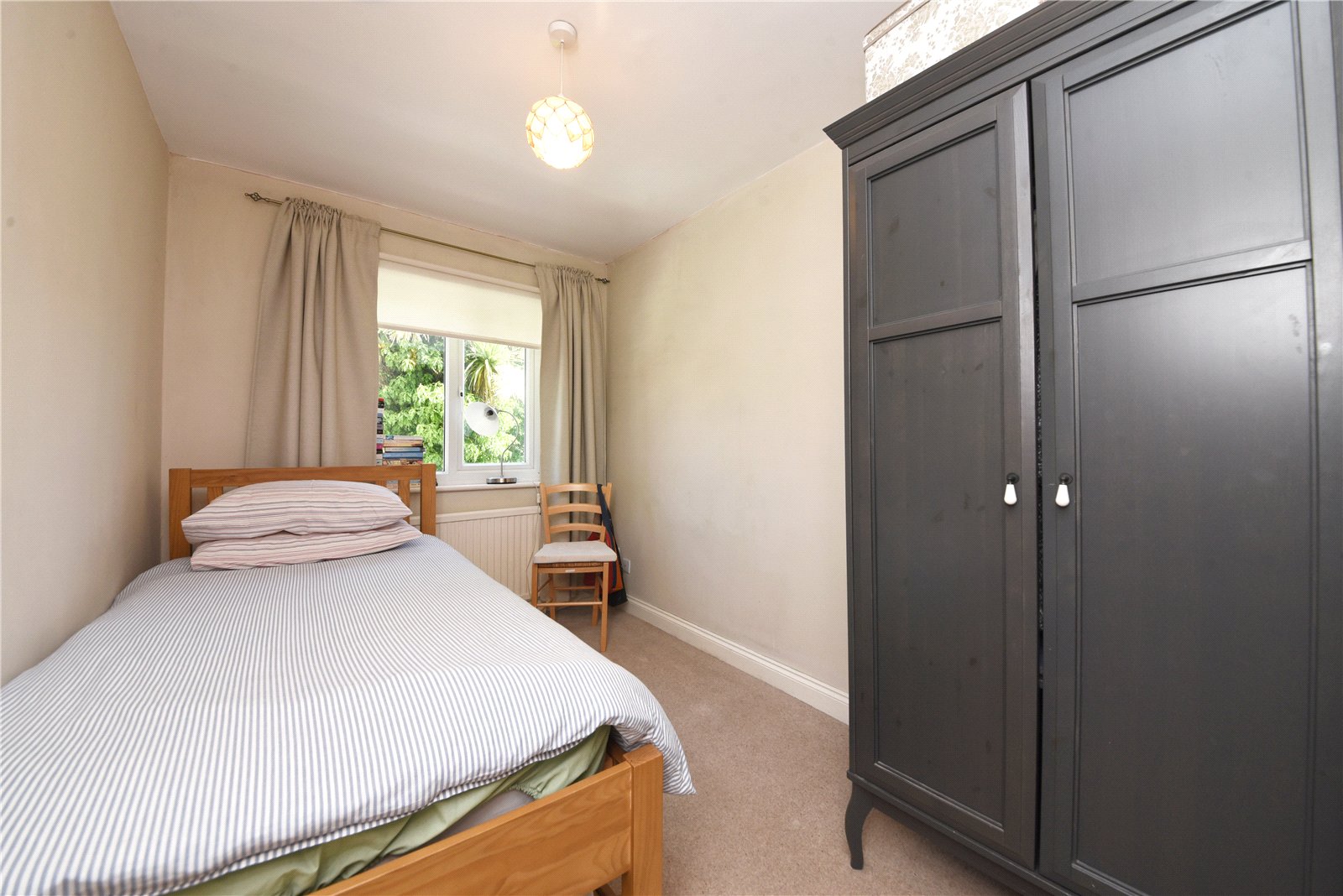 3 bed terraced house for sale in Boleyn Way, New Barnet  - Property Image 9