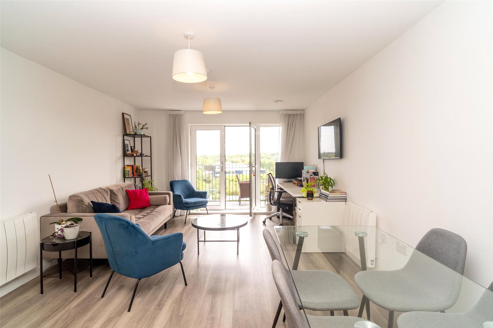 1 bed apartment for sale in Colnebank Drive, Watford  - Property Image 2