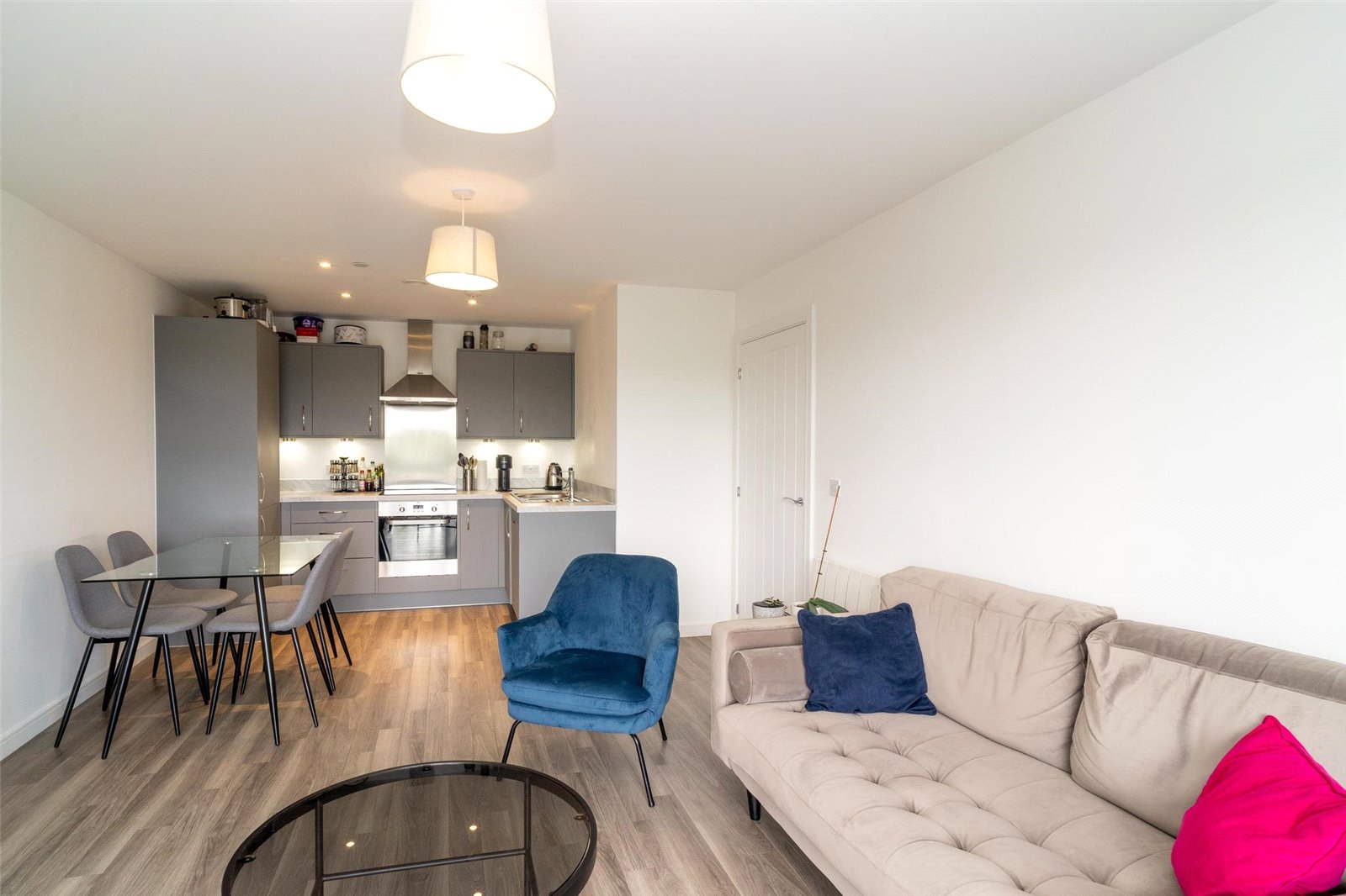 1 bed apartment for sale in Colnebank Drive, Watford  - Property Image 4