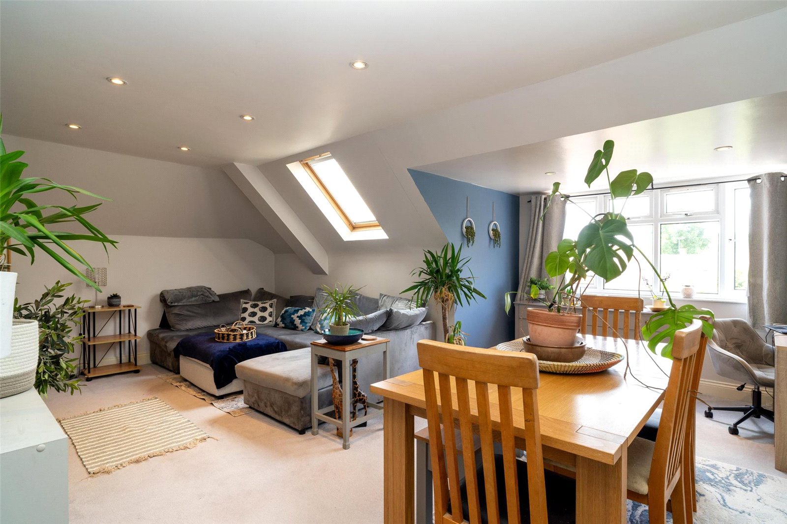 2 bed apartment for sale in Hope Green, Leavesden, WD25