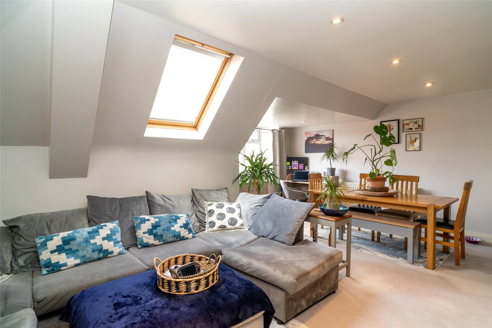 2 bed apartment for sale in Hope Green, Leavesden  - Property Image 6
