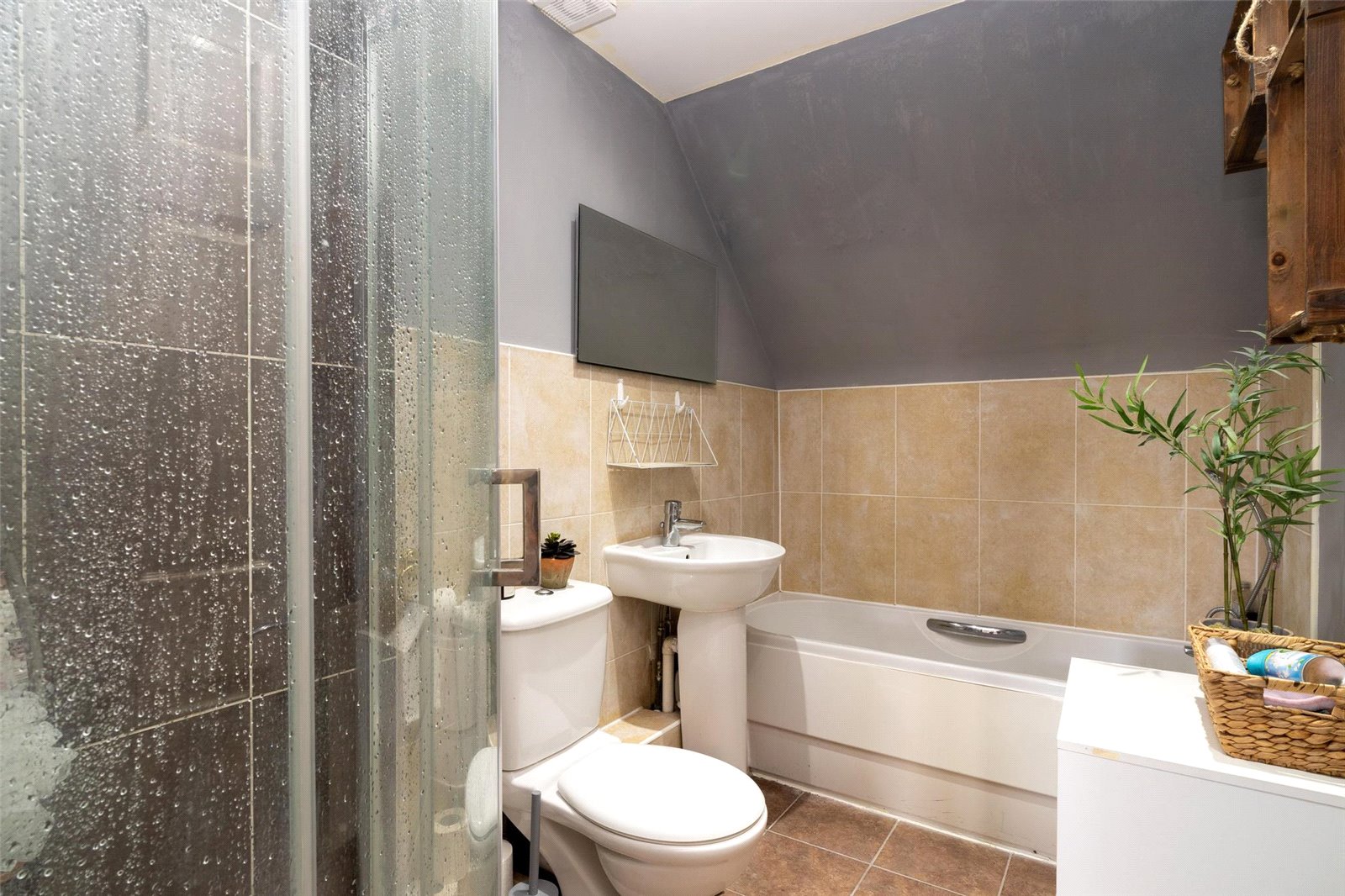 2 bed apartment for sale in Hope Green, Leavesden  - Property Image 4