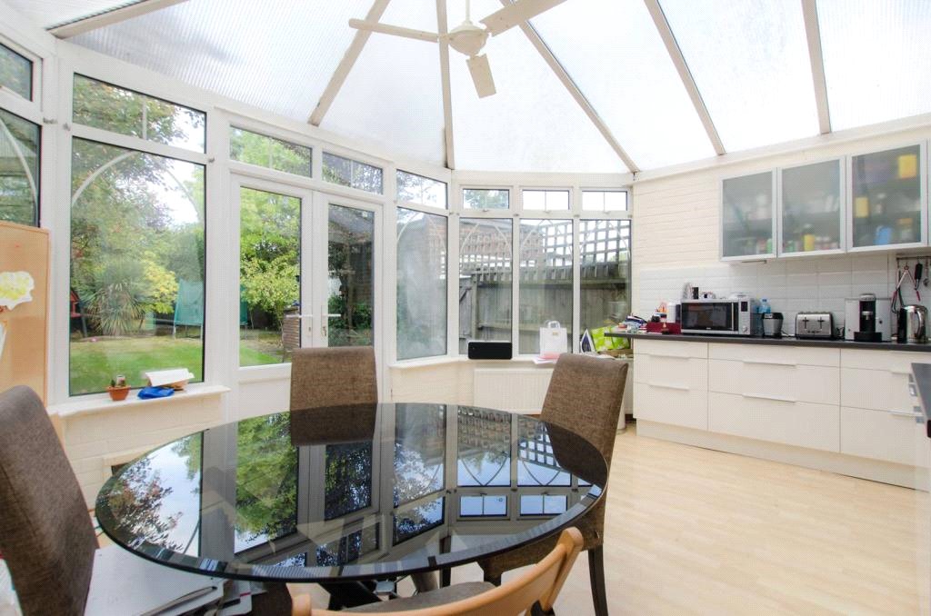 4 bed semi-detached house for sale in Orchard Avenue, Whetstone  - Property Image 2