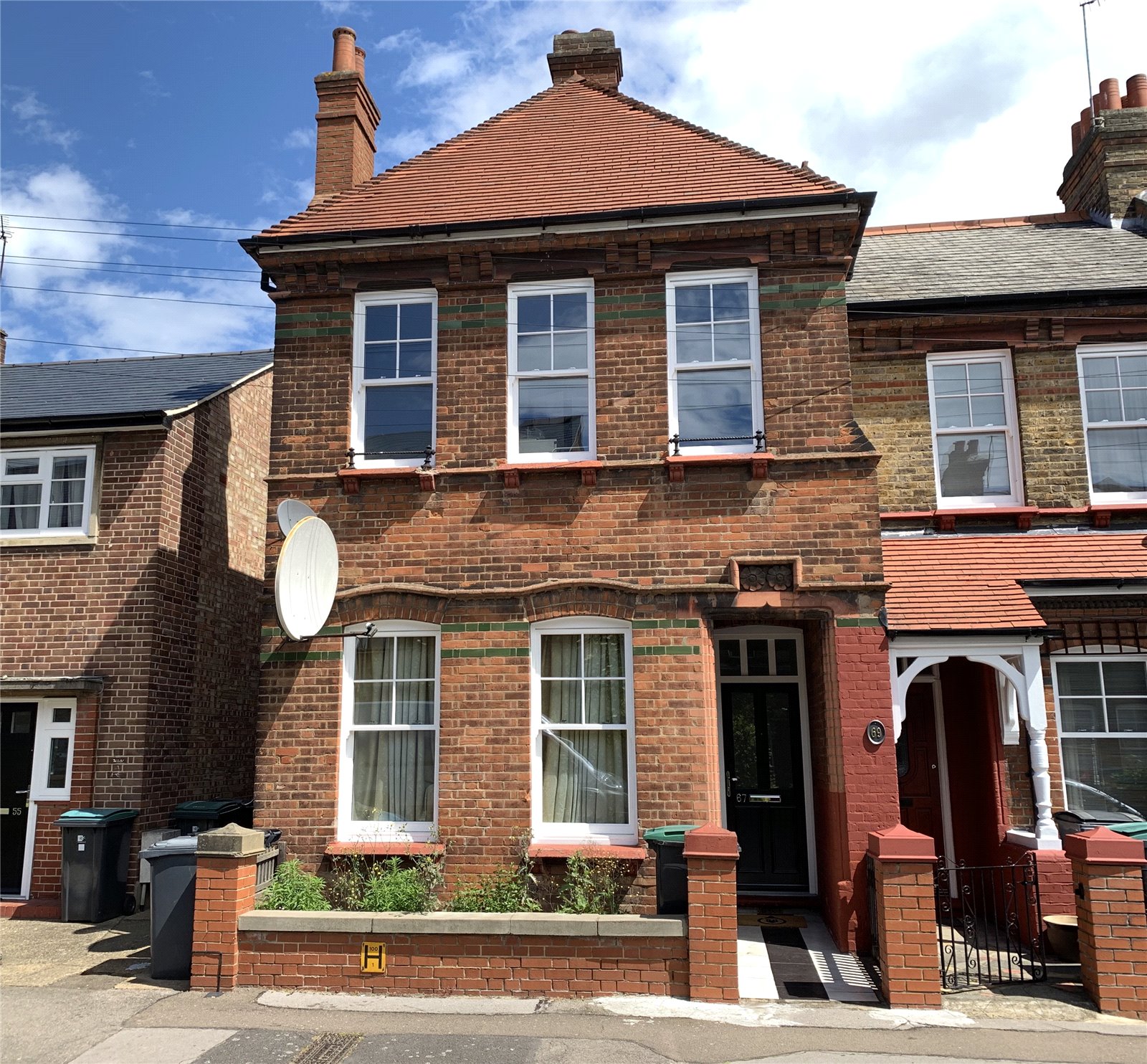 2 bed  to rent in Westbeech Road, London, N22 