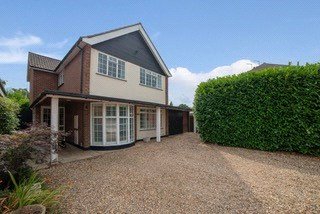 4 bed  for sale in High Street, Colney Heath, AL4 