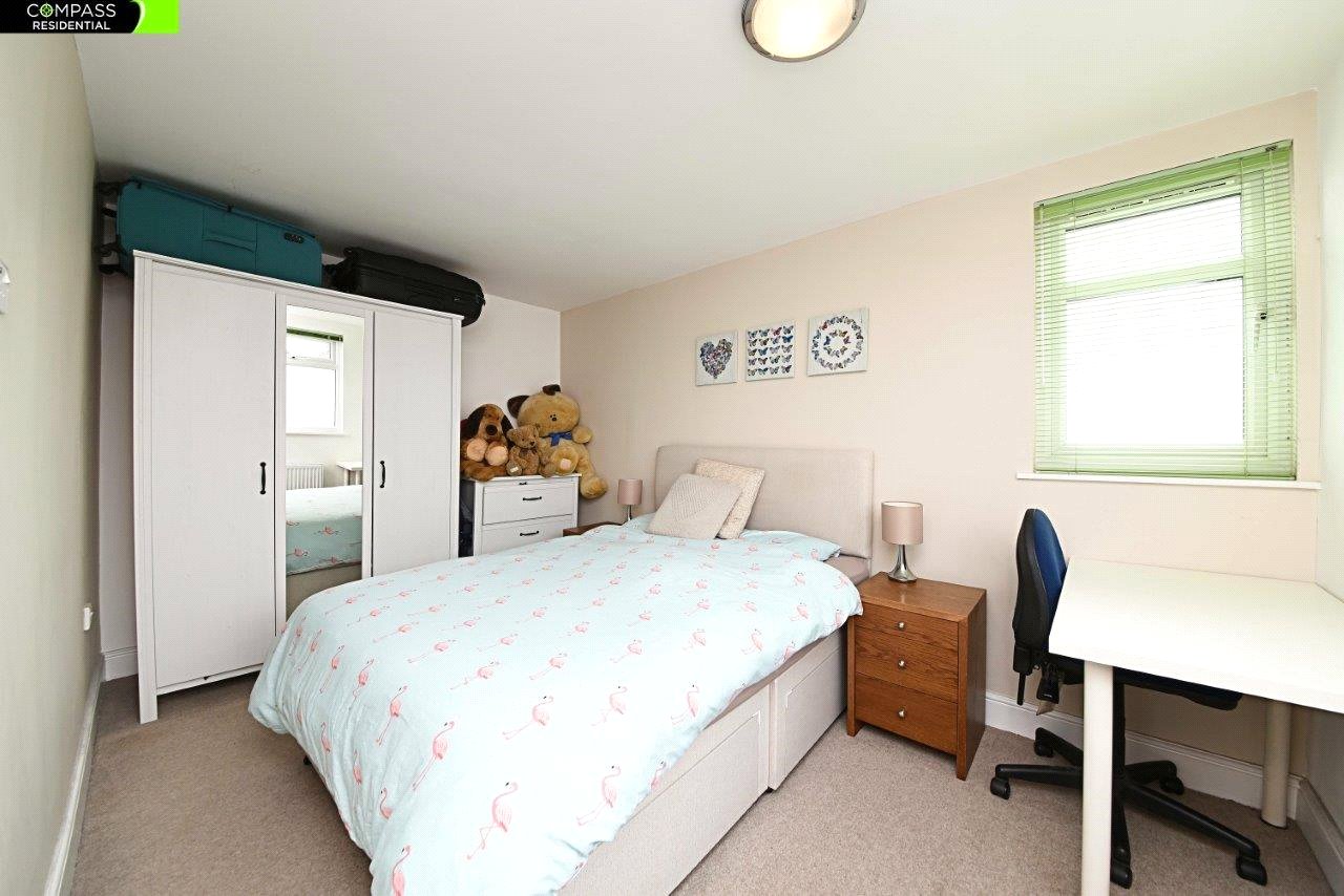 4 bed house to rent in Leicester Road, New Barnet  - Property Image 7
