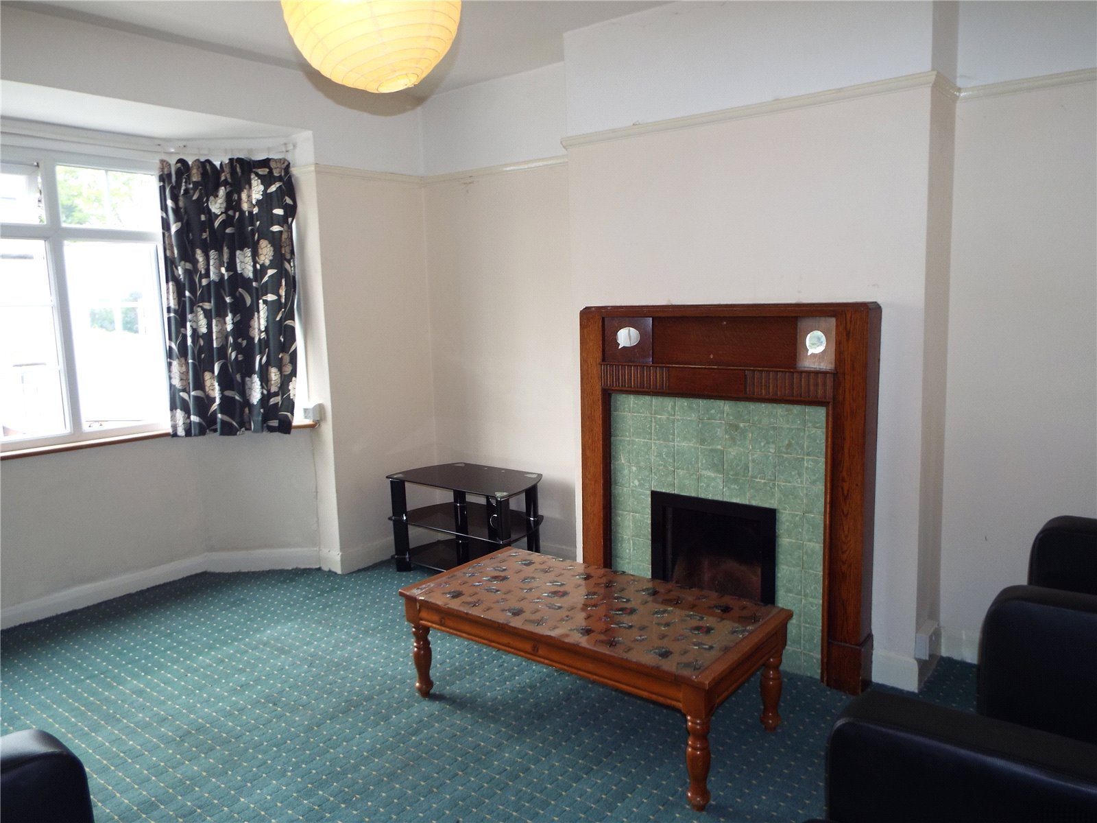 2 bed apartment to rent in Oakleigh Crescent, Whetstone  - Property Image 2