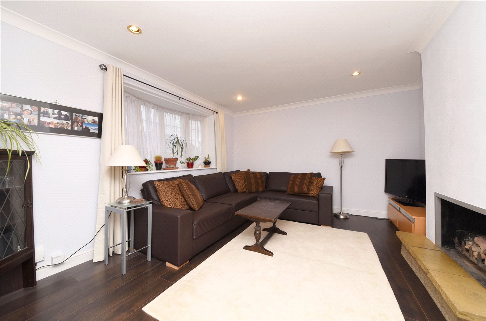 3 bed house for sale in Bushfield Close, Edgware  - Property Image 8