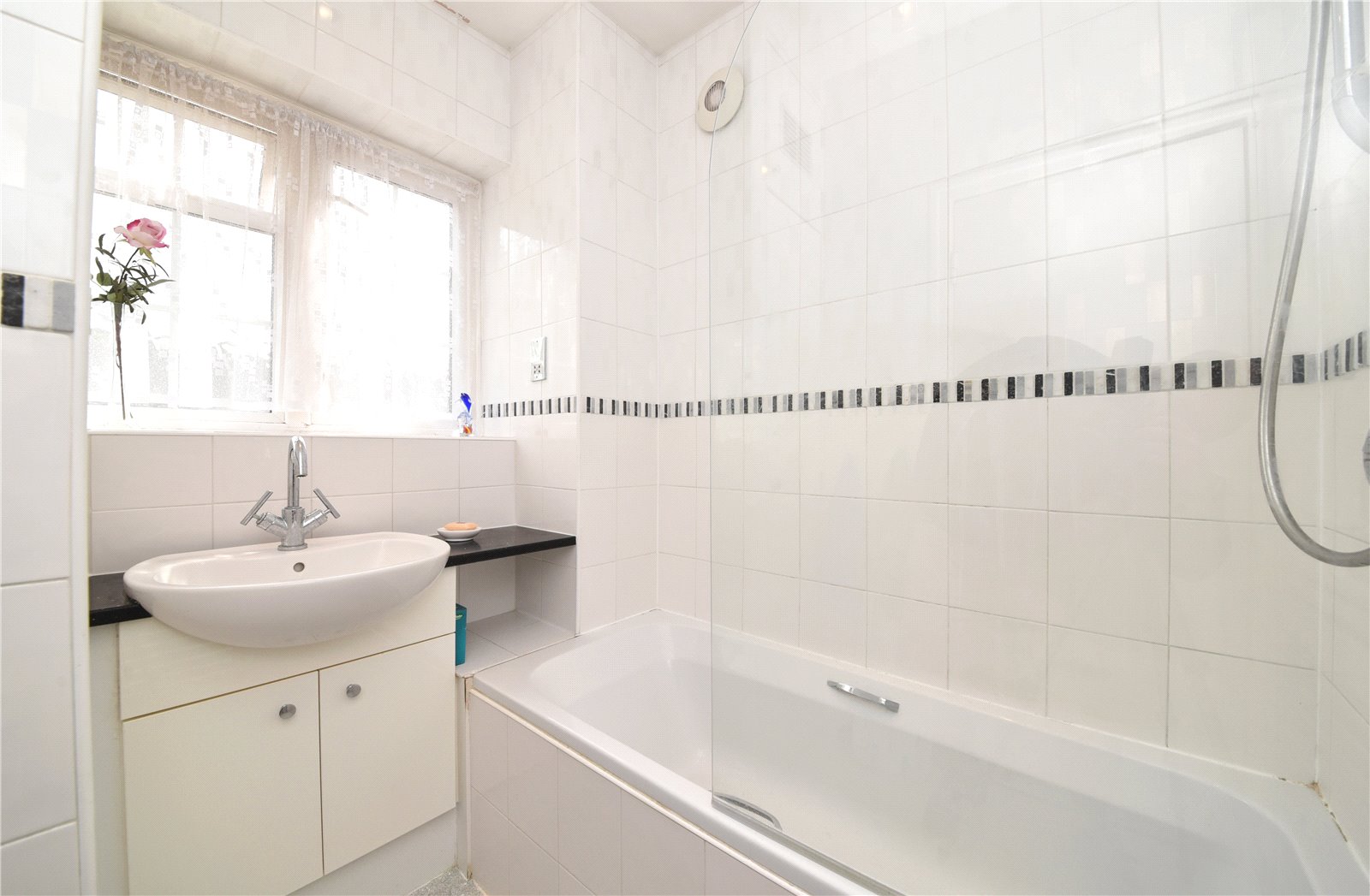 3 bed house for sale in Bramber Road, London  - Property Image 4