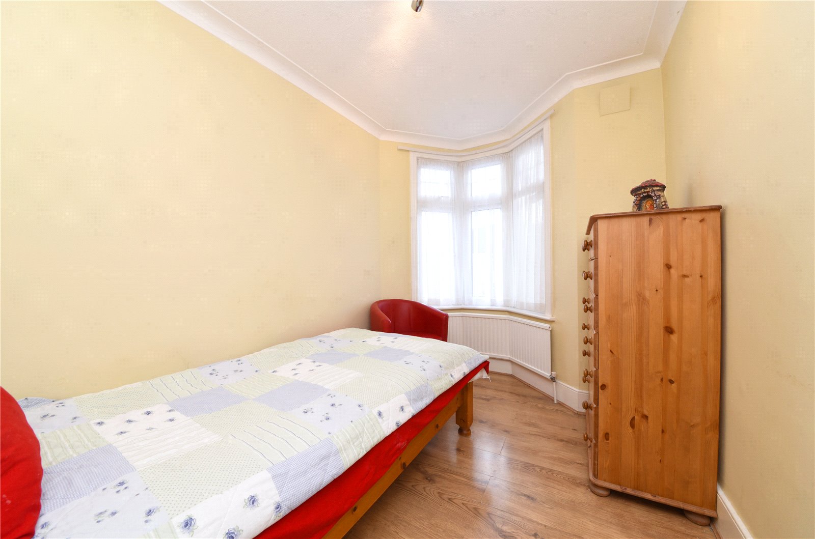 3 bed house to rent in Berkshire Gardens, Palmers Green  - Property Image 11