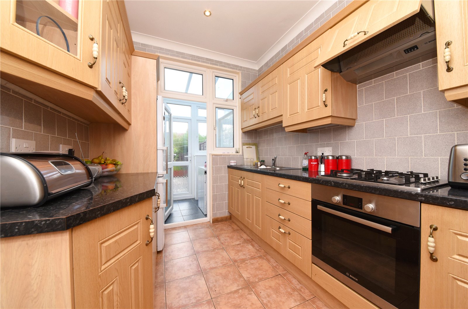 3 bed house to rent in Berkshire Gardens, Palmers Green  - Property Image 1