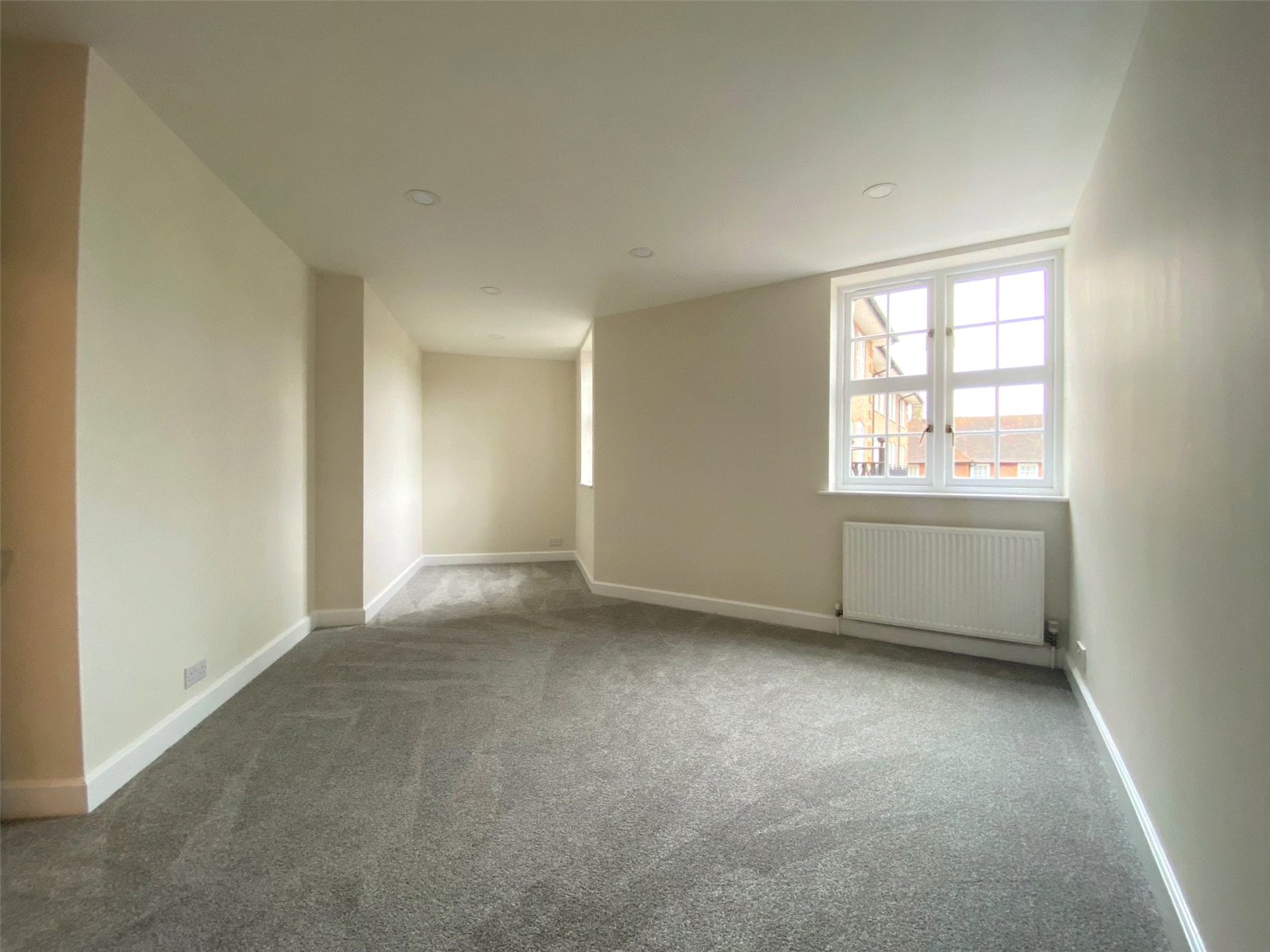 3 bed apartment to rent in Corringway, London  - Property Image 4