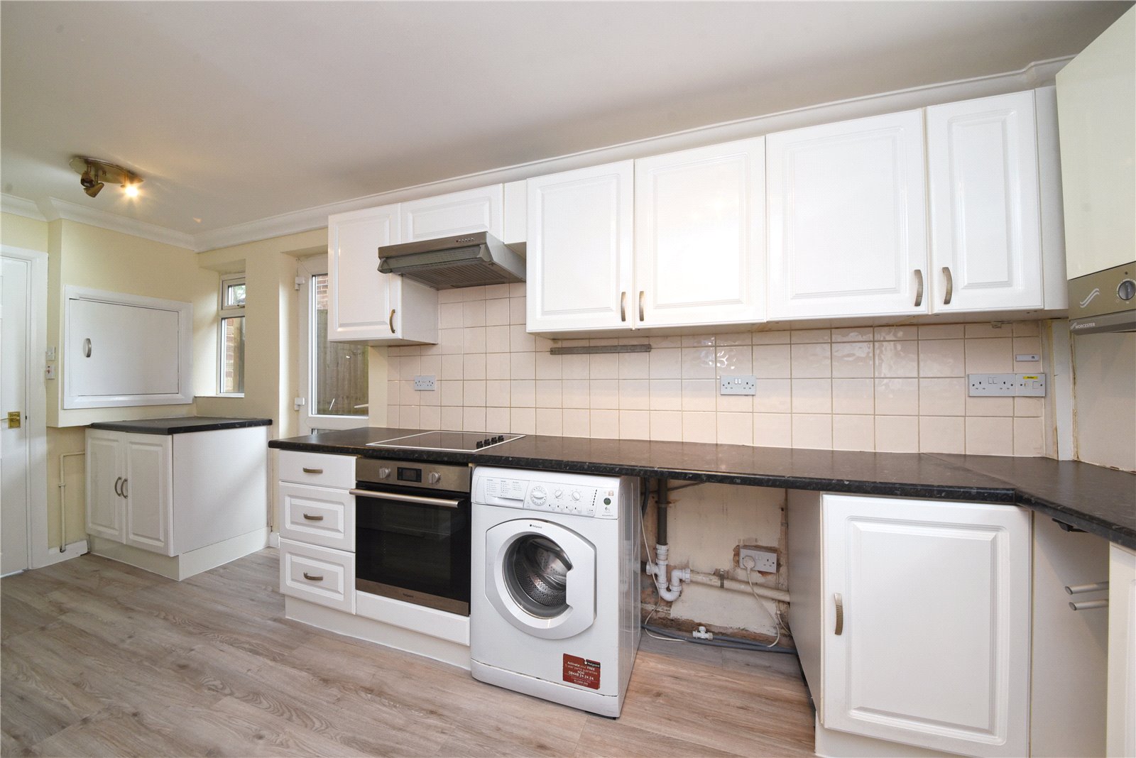 3 bed house for sale in Hunters Ride, Bricket Wood  - Property Image 7