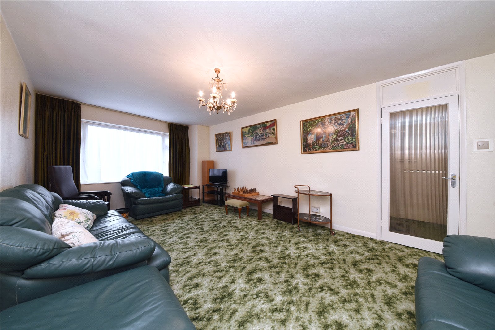 2 bed apartment for sale in Chase Side (Nursey Road), Southgate  - Property Image 7