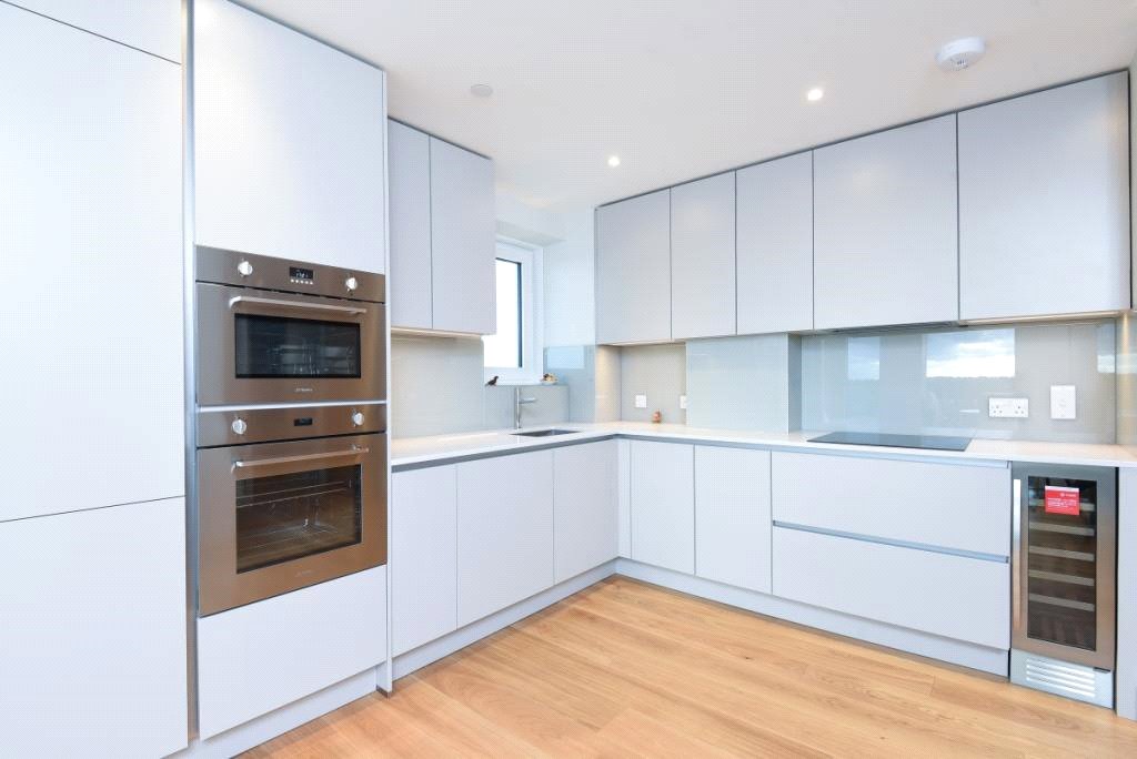 2 bed apartment to rent in Acton Walk, London  - Property Image 2