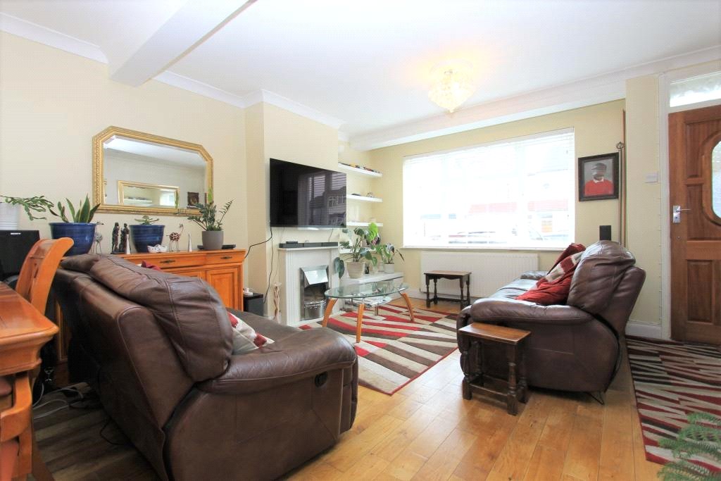 3 bed house to rent in Tiverton Road, London  - Property Image 2