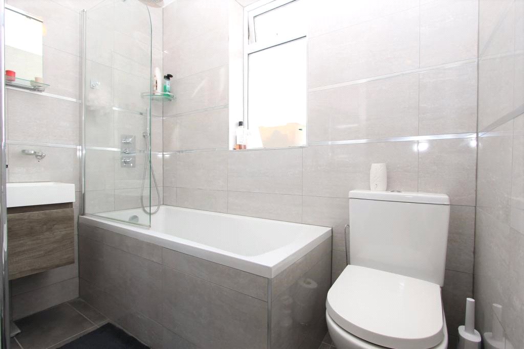 3 bed house to rent in Tiverton Road, London  - Property Image 3