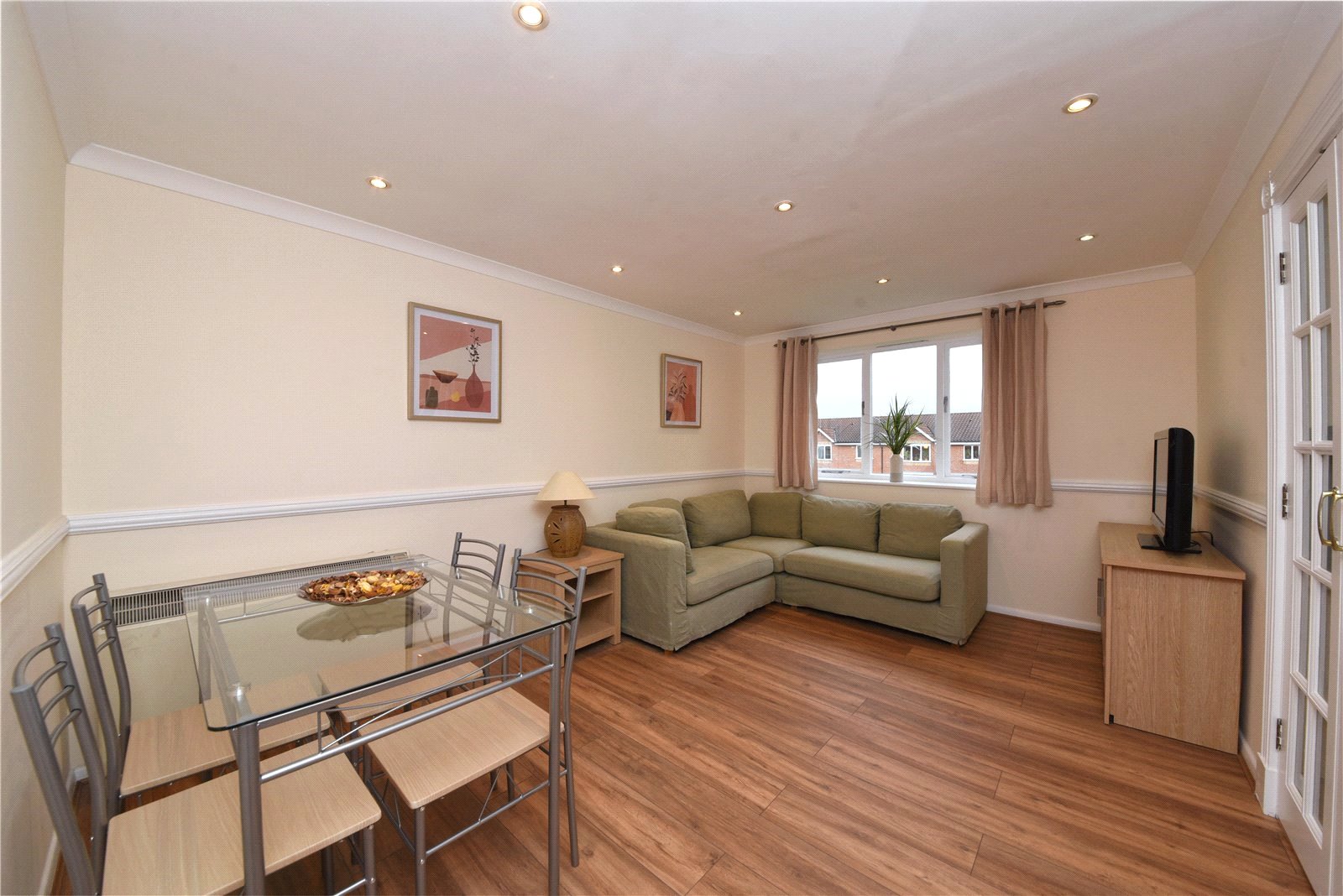 1 bed apartment to rent in Blackdown Close, East Finchley  - Property Image 2
