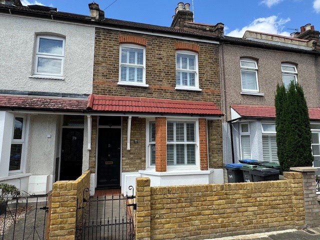 2 bed house for sale in Bertram Road, Bush Hill Park  - Property Image 15