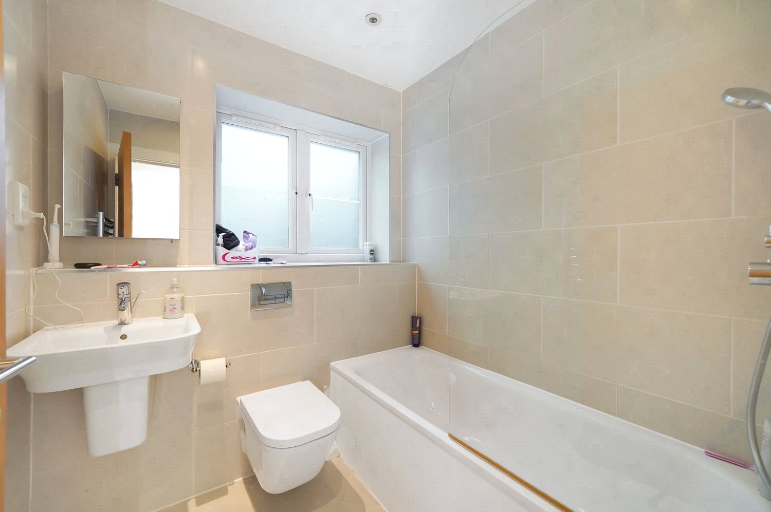 5 bed house for sale in Harcourt Road, Bushey  - Property Image 21