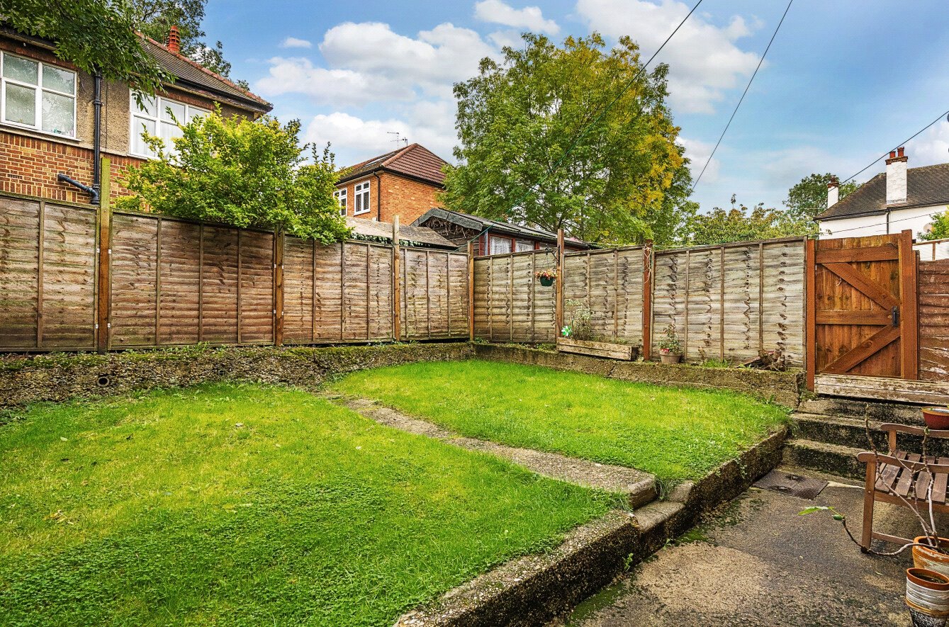 2 bed maisonette for sale in Oakleigh Road North, Whetstone  - Property Image 9